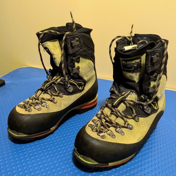 La Sportiva Nepal Trek EVO Mountaineering Boots Gore-Tex Size 41 - Picture 1 of 5